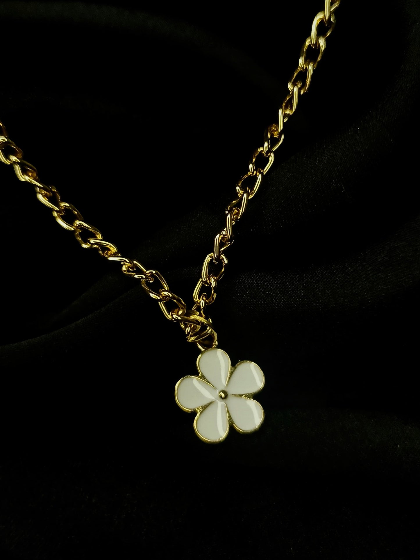 Flower charm pendant